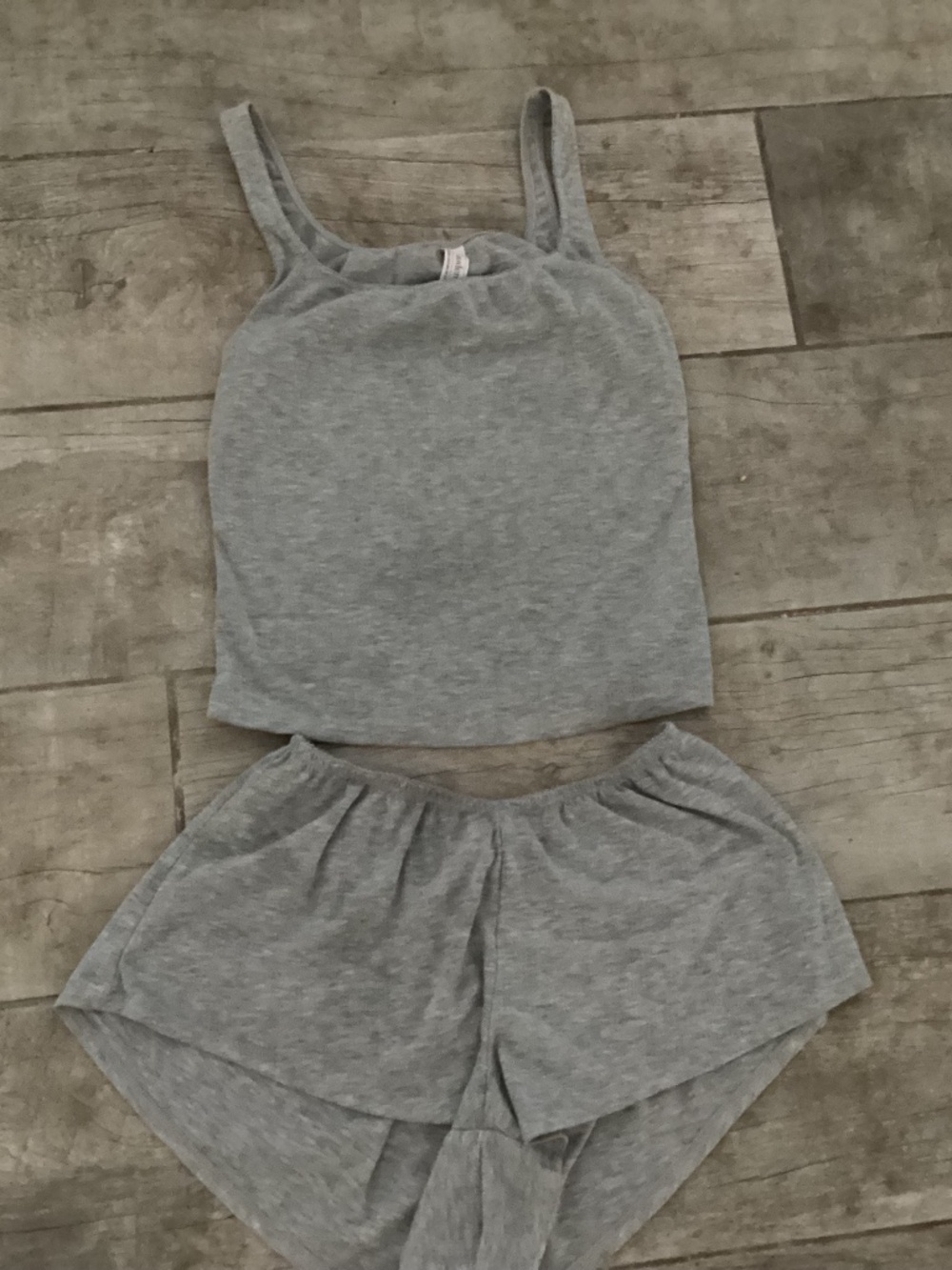 Gray Auden tank top and shorts sleep set pajamas xs